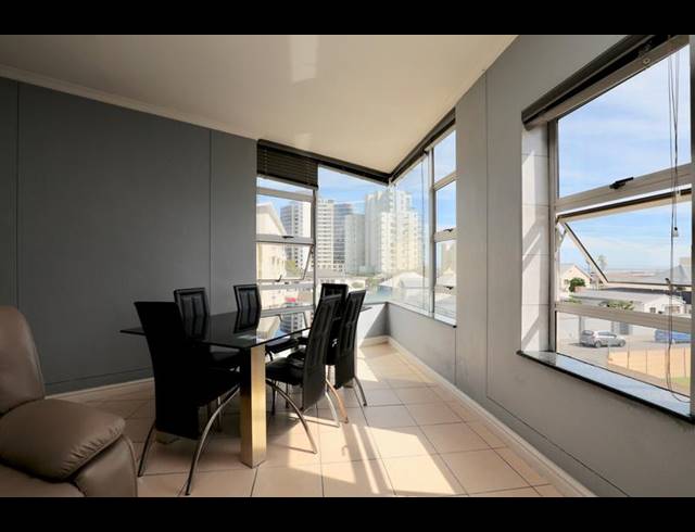 2 BEDROOM APARTMENT FOR SALE IN STRAND SOUTH